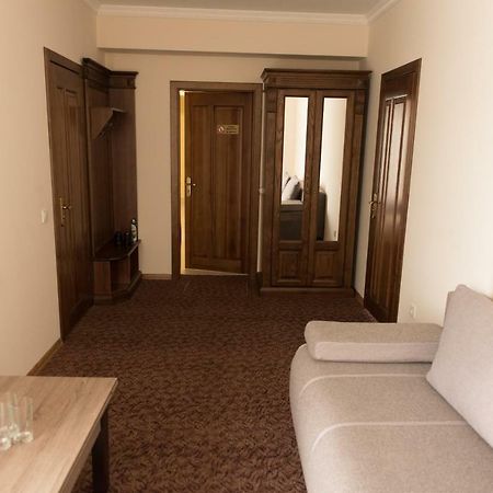 Hotel Korona Kolybayevka المظهر الخارجي الصورة