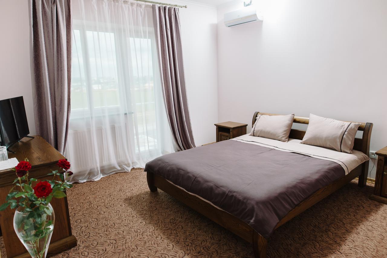 Hotel Korona Kolybayevka المظهر الخارجي الصورة