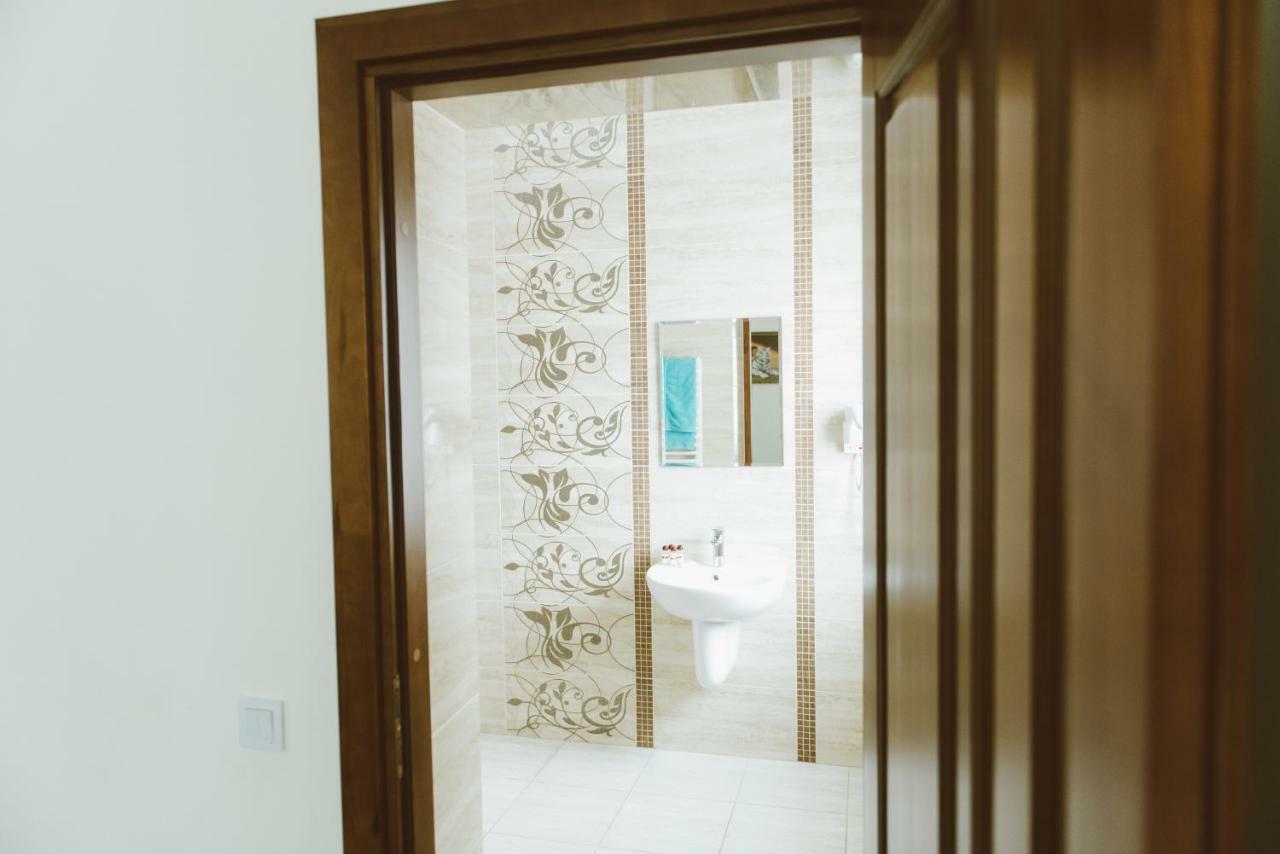 Hotel Korona Kolybayevka المظهر الخارجي الصورة