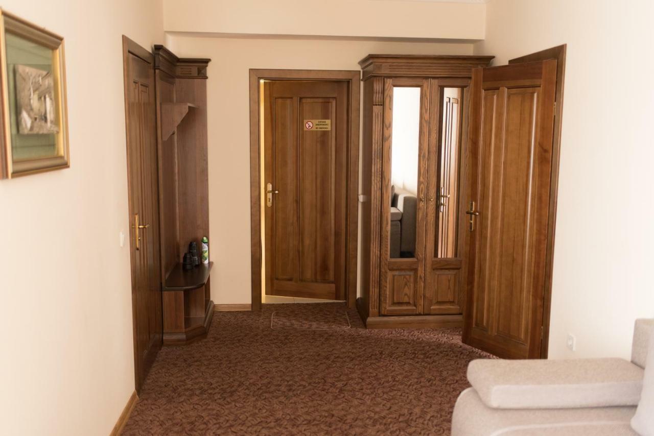 Hotel Korona Kolybayevka المظهر الخارجي الصورة